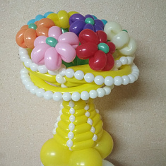 Букет цветов из шаров, 1000 рублей